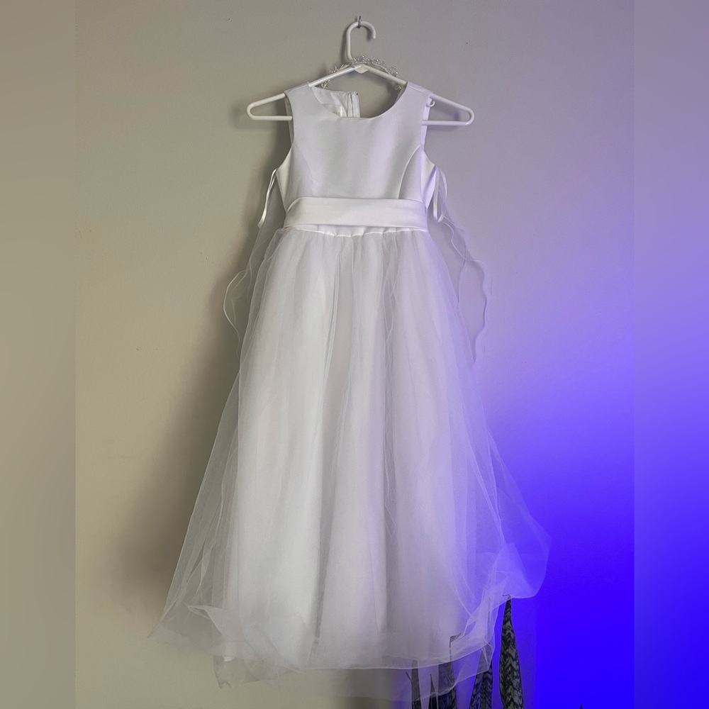 Flower girl white dress